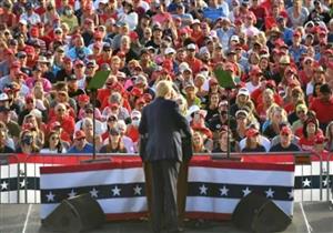 بايدن وأوباما ينتقدان تعامل ترامب مع كوفيد-19.. والأخير يبقى متفائلا 