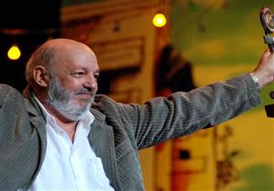 خناقات محمد خان مع أبطال أفلامه.. أحمد زكي سبّه بسبب عادل إمام