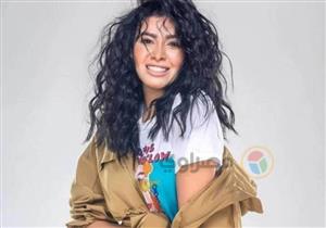 بـ"ترينش كوت".. مريهان حسين تتألق بإطلالة جديدة في "الجونة"