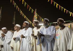 بالصور- تراتيل في الميادين.. السودان تحتفل بالمولد النبوي بالمدائح والحلوى
