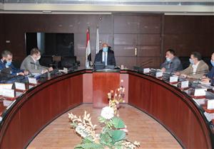 وزير النقل يتابع مع "سيمنز" تنفيذ مشروع تحديث نظم إشارات السكك الحديد