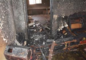 صرف مساعدات لأسرتين شب حريق في منزلهما بالأقصر