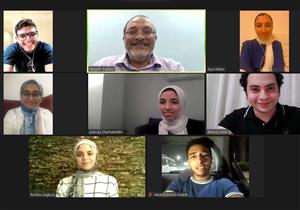 فوز فريق طلابي من الجامعة الأمريكية بالقاهرة فى مسابقة دولية بجائزة إلهام الجمهور