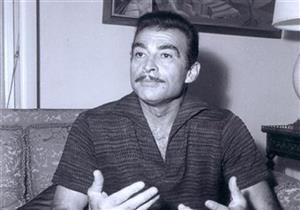 أحمد مظهر.. اعتزل بسبب السندريلا وهذه الفنانة شقيقته