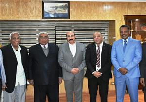 محافظ أسوان يهنئ نادي المحافظة لاستمراره بالدوري الممتاز