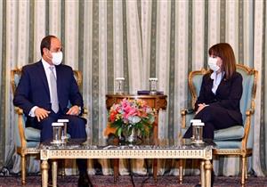 السيسي يعرب عن تطلعه لتعظيم حجم الاستثمارات اليونانية في مصر