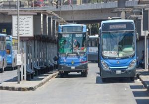 "نص جنيه كمان".. محادثات الـ "فكة" في أتوبيس نقل عام بعد زيادة التذاكر