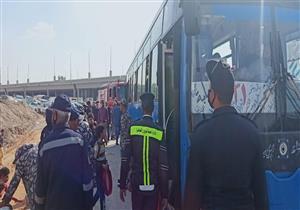 انقلاب أتوبيس الأوتوستراد.. المرور ترفع الحطام وإعادة حركة المرور لطبيعتها