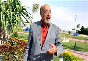 ‪فيديو| ماذا قال الشيخ الشعراوي للفنان فايق عزب عن عمله بالفن؟