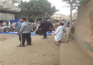 صور.. جنازة حاشدة لـ"مرشح الإعادة" منير مندور في بركة السبع