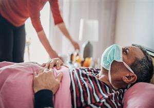 أستاذ أمراض صدرية: أعراض جديدة ظهرت على مصابي فيروس كورونا 