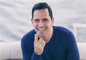 فيديو| فريق عمل "عروس بيروت" يحتفل بعيد ميلاد ظافر العابدين