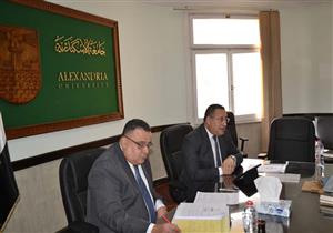 رئيس جامعة الإسكندرية: فخور بالجلوس على كرسي طه حسين