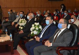 بمشاركة رجال أعمال وشركات.. انطلاق مؤتمر فرص التصدير لإفريقيا ببورسعيد