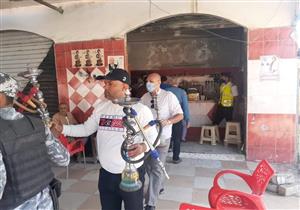 البحيرة| صور.. إغلاق وتشميع 3 مقاهٍ لتقديمها "الشيشة" 