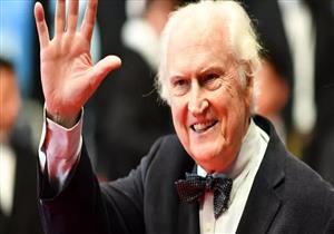 بعد إصابته بـ"كورونا".. وفاة المخرج والسياسي الأرجنتيني فرناندو سولاناس