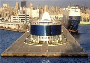 رياح "الفيضة الكبرى" تغلق بوغازي "الإسكندرية والدخيلة"