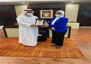 وزيرا الصحة المصري والإماراتي يبحثان توريد لقاح كورونا الصيني