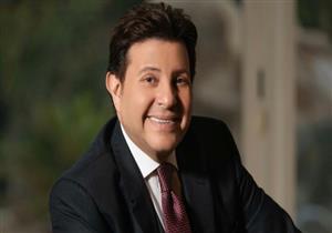 أول تعليق من هاني شاكر على غناء تامر حسني أغنية "نسيانك صعب أكيد"