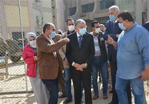 صور.. محافظ المنيا يتفقد معرض "مبدعي نادي العلوم" بقصر الثقافة