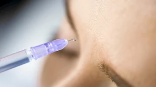 الطبيب الشرعي في قضية "عروس التجمع": توفيت نتيجة خطأ في حقن "الفيلر"