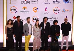 بالصور| ليلى علوي وساندرا نشأت وتامر حبيب على السجادة الحمراء قبل عرض "غزة مونامور"