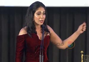 منى زكي: "اتربينا على شغل وحيد حامد"