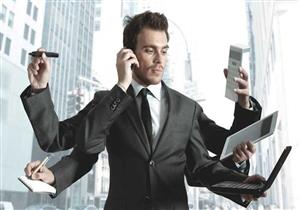 أضرار بالجملة.. هذا ما يحدث بجسمك عند العمل طوال اليوم