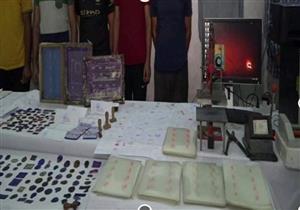  ضبط تشكيل عصابي متهم بسرقة شخص بالإكراه في القاهرة