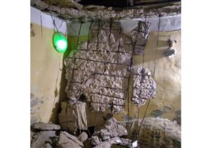 إصابة 3 أشخاص في انهيار سقف عقار بالإسكندرية- صور 