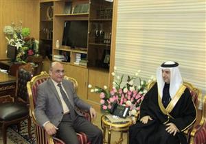 وزير العدل يبحث مع سفير البحرين تعزيز التعاون القضائي