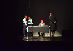 مسرح الجمهورية يحارب الدروس الخصوصية بـ"علي مبارك" و"طه حسين"