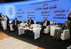 حسام موافي: احذفوا الطب البديل من مخكم