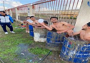   "ماء وثلج في براميل صاج".. طريقة علاج لاعبي الكرة في كفر الشيخ -صور