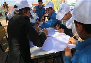 "الملك سلمان للإغاثة" يوزع 1000 سلّة غذائية على نازحي اليمن