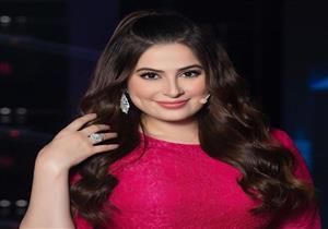 فنانة تتعرض للتنمر بسبب وزنها وترد: "سوف تندمون"