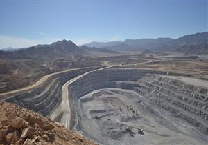 تطور إنتاج الذهب في منجم السكري منذ بداية 2020 وتوقعات انخفاضه (جراف تفاعلي)