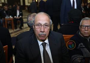 وزير الداخلية الأسبق "حبيب العادلي" في عزاء حسني مبارك (فيديو)