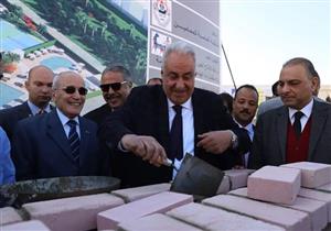 "عاشور" ووزير الإنتاج الحربي يضعان حجر أساس نادي المحامين بالقاهرة الجديدة 