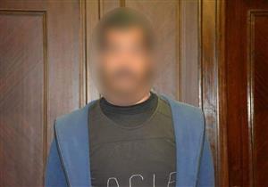 طالب يعتدي بـ"طبنجة" على أستاذ داخل مكتبه في كلية التجارة بالإسكندرية" -صور