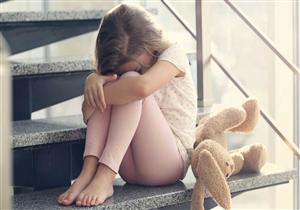 بخلاف أضراره الجسدية.. طبيبة توضح تأثير الختان على الصحة النفسية