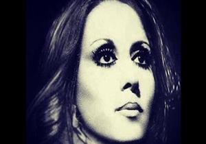 "فاضيين ورايقين"..ابنة فيروز ترد على شائعة وفاة والدتها