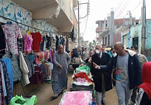 بالصور.. فض سوق "السبت" لمواجهة "كورونا" في الشرقية