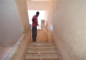 بالصور- حملة شعبية لتعقيم الشوارع ومداخل العمارات في مدينة نويبع بسبب كورونا