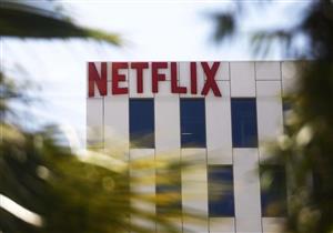 للتسلية في زمن كورونا.. 53 فيلما ومسلسلا جديدا على نتفليكس في أبريل