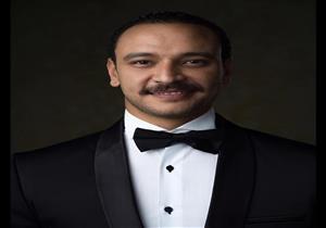 أحمد خالد صالح عن والده الراحل: "مدرستي"