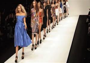 هكذا استغلت عارضات الأزاء الحجر الصحي للعمل من المنزل