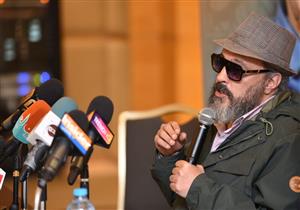 عمرو عبدالجليل: لا أمتلك حسابات بـ"السوشيال ميديا".. وحسدوني على عملي مع يوسف شاهين