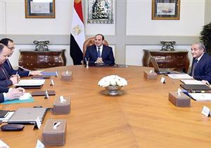 السيسي يجتمع بمدبولي ورئيسي المخابرات والرقابة الإدارية