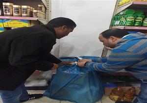 بالصور.. إعدام طن أغذية وسوائل مجهولة المصدر في مدينتي دهب وطور سيناء